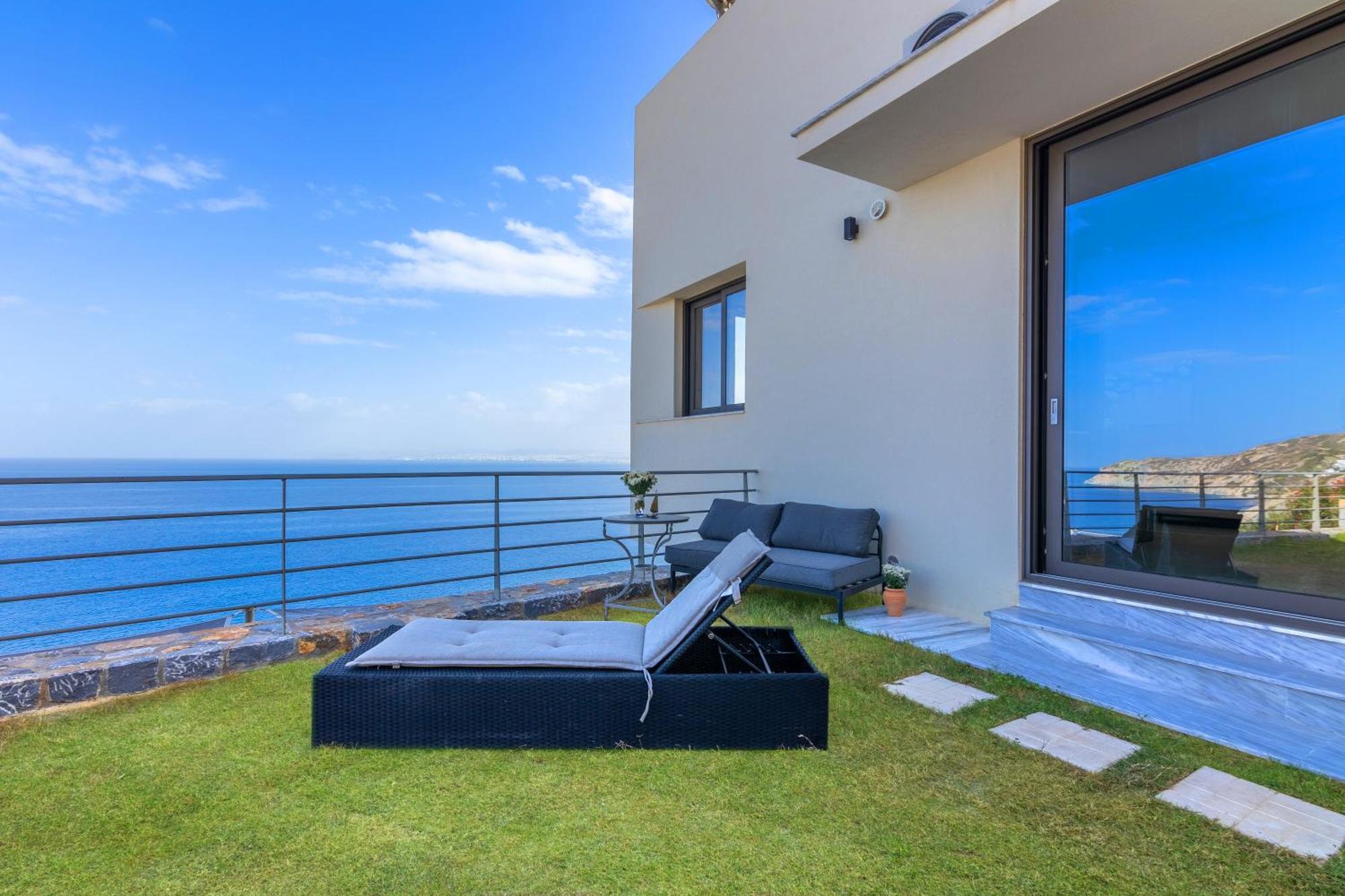 Rocca Al Mare Seaside Villas Palaiokastro  Exterior photo